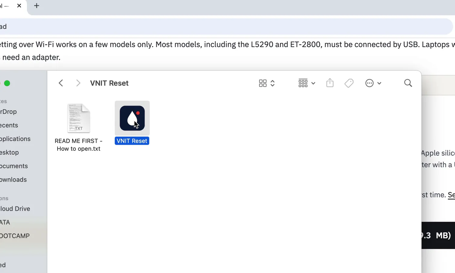 The unzipped folder in Finder: READ ME FIRST and the VNIT Reset app